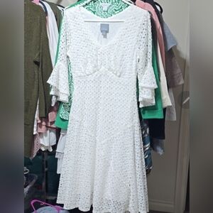 🥂White lace dress